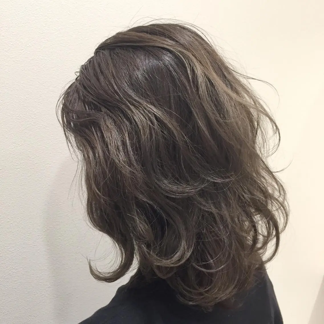 ミディアム カラー 髪質改善 カラー専門店のヘアスタイル