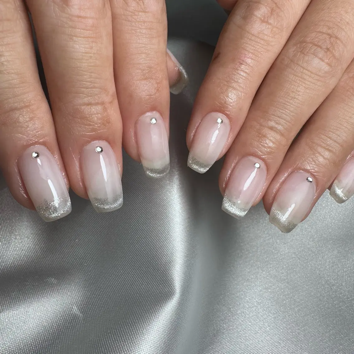 ネイル フレンチネイル マグネットネイル マグネットフレンチ nail salon 凪のネイルデザイン