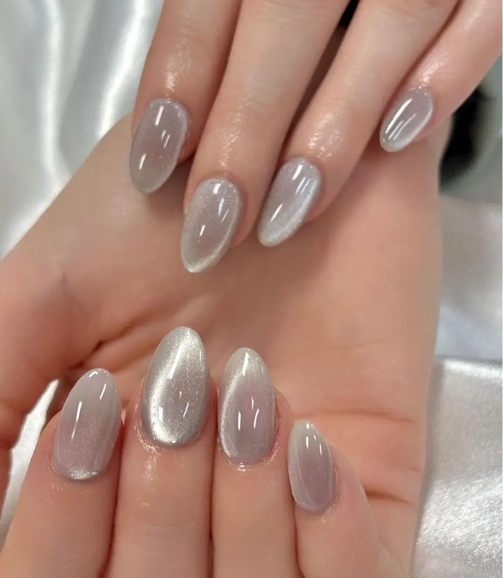 ネイル チークネイル ドット フレンチネイル グラデーション 韓国ネイル ハンドネイル Lisa Nail Salonのネイルデザイン