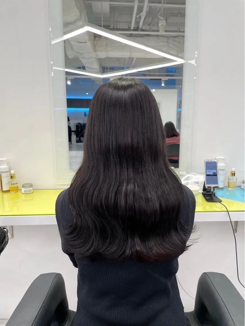 ロング カラー ヘアカラー トリートメント 🧸レイヤー× ベージュ🥯カホ🍯のヘアスタイル
