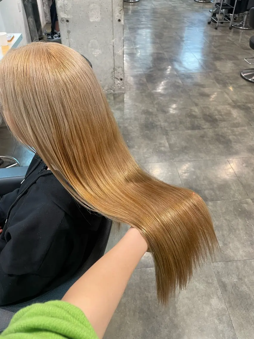 ロング ヘアカラー トリートメント ヘッドスパ ハイトーン 横浜💞ミオのヘアスタイル