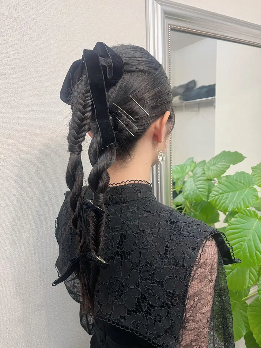 ロング カラー パーマ ヘアアレンジ ポニーテール ロング ヘアセット yukimi .のヘアスタイル