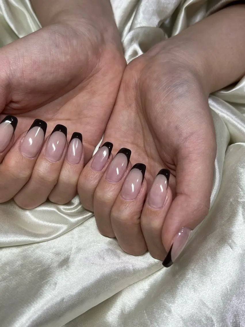 ネイル フレンチネイル 持ち込み ハンドネイル ハンドケア Charme. NOBUKOのネイルデザイン