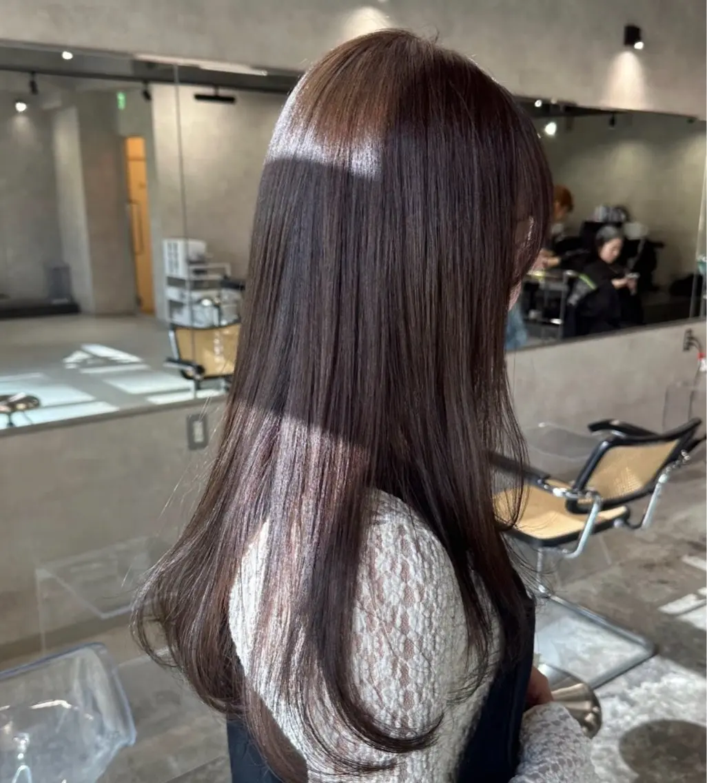 セミロング カラー 鶴巻 智樹のヘアスタイル