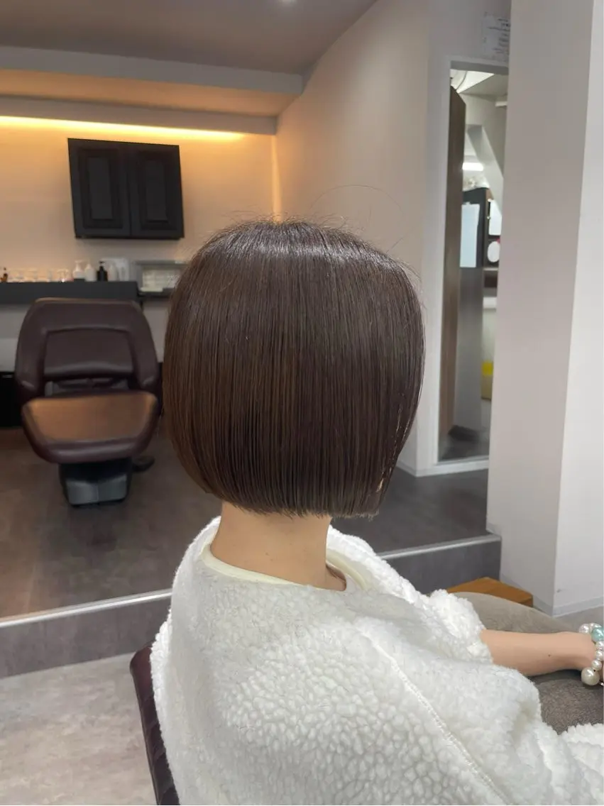ショート カラー ブラウンカラー くすみブラウン ボブ カット ヘアカラー トリートメント 森田 亜海のヘアスタイル