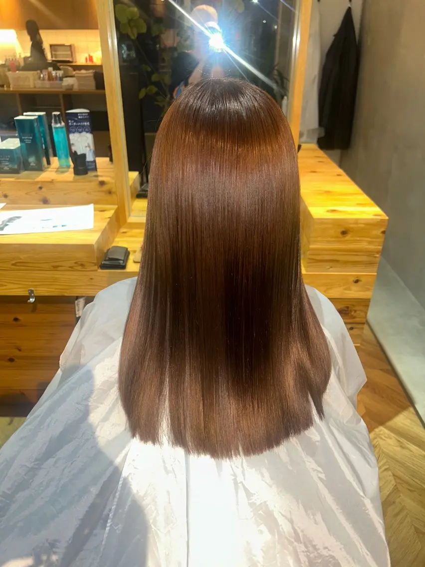 ロング ヘアカラー 高良 日奈子のヘアスタイル