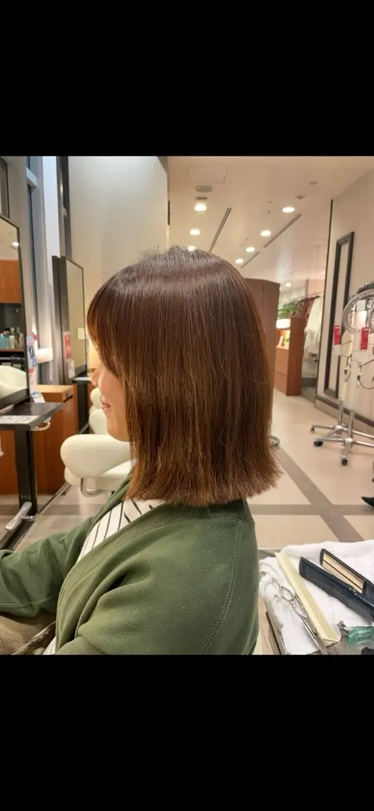 ミディアム 町田 晴香のヘアスタイル