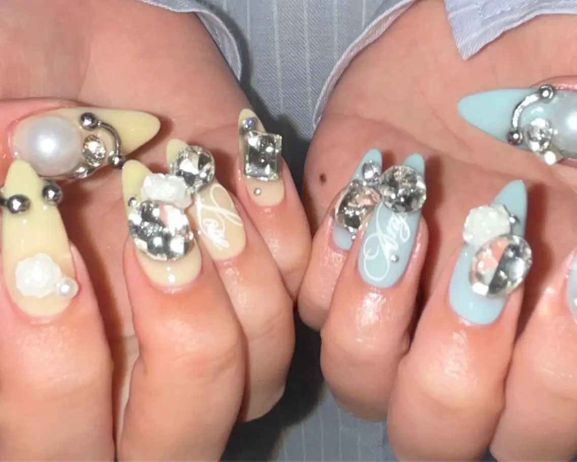 ネイル ハンドネイル prunelle .のネイルデザイン