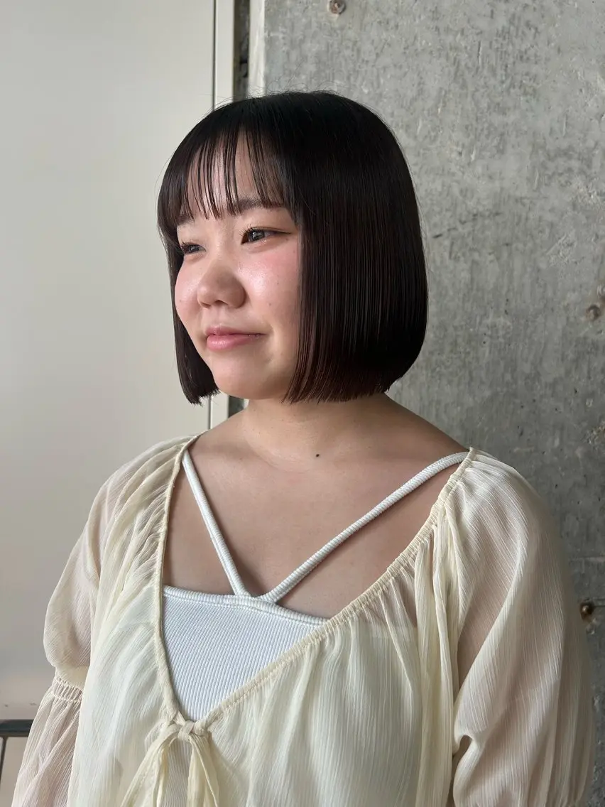 ミディアム 切りっぱなしボブ ボブ 伊藤ほのか/パーマ /ダブルカラーのヘアスタイル