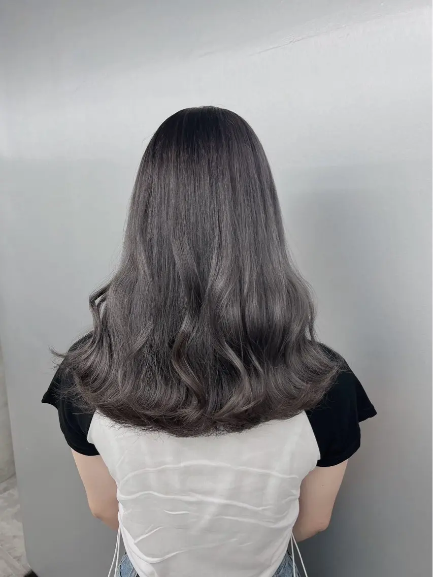 ミディアム ヘアカラー トリートメント ベージュ/グレージュ 🧸あやか/表参道のヘアスタイル