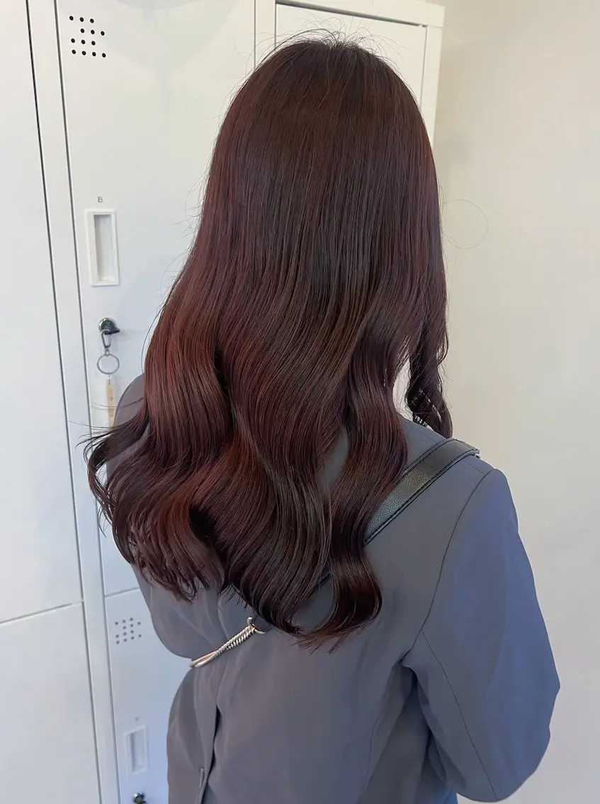 ロング カット ヘアカラー トリートメント cher. naoのヘアスタイル