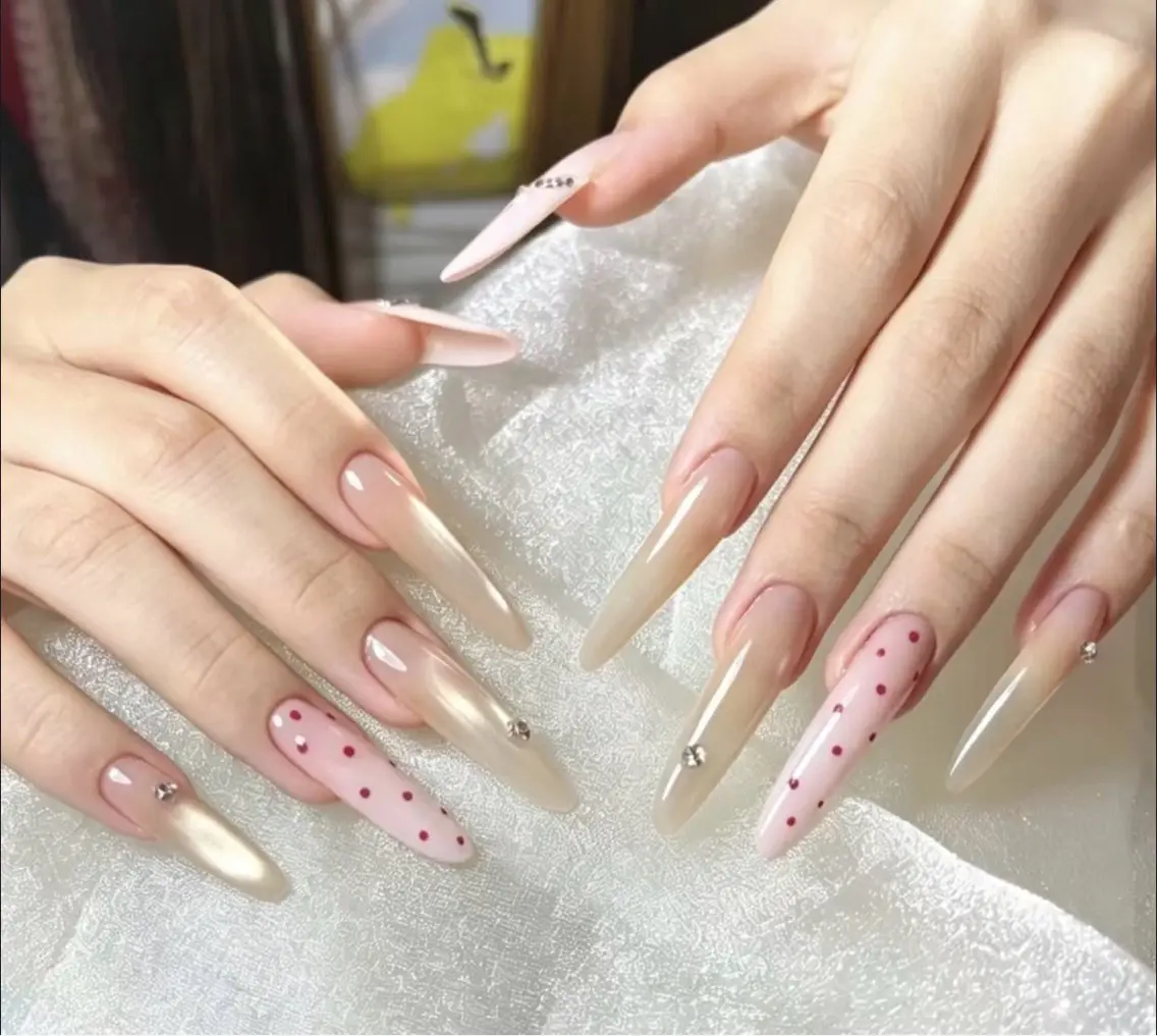 ネイル アートネイル ジェルネイル 韓国ネイル ニュアンスネイル シンプルネイル ハンドネイル ハンドケア Anna Melia Nailのネイルデザイン