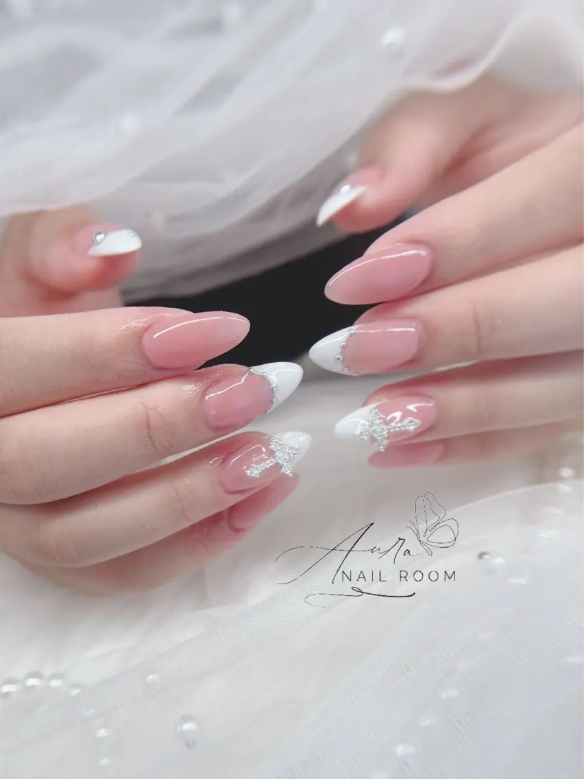 ネイル Aura Nail Roomのネイルデザイン