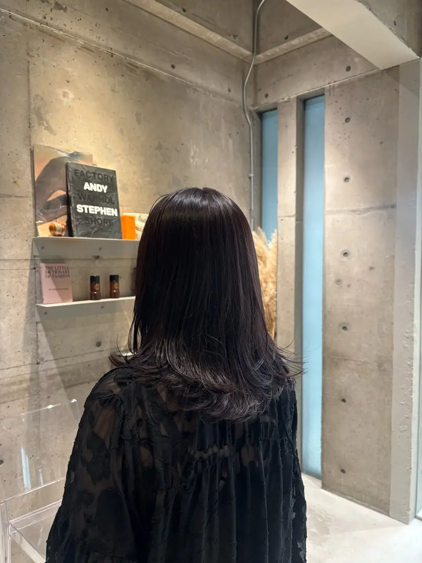 セミロング カット 艶髪🫧 Suzunaのヘアスタイル