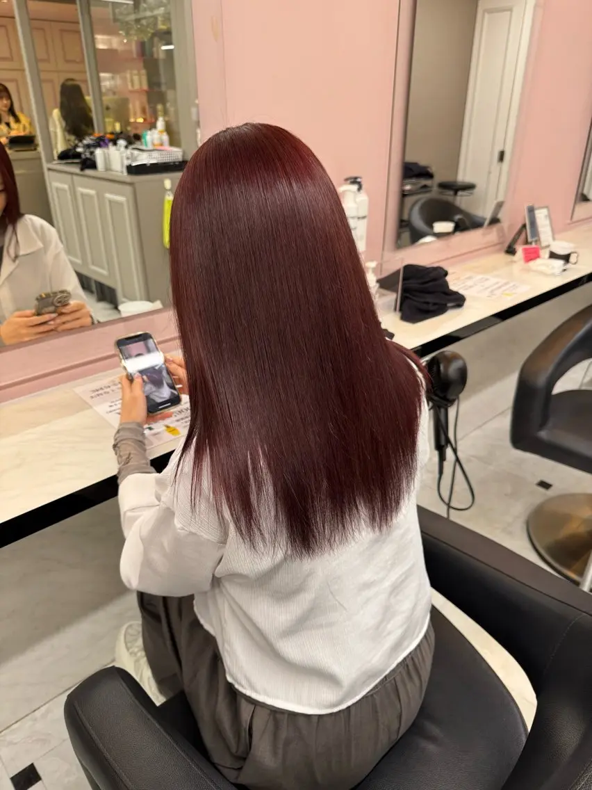 セミロング ヘアカラー トリートメント ヘッドスパ ヘアセット ♥️韓国風透明感 暖色misa♥️のヘアスタイル