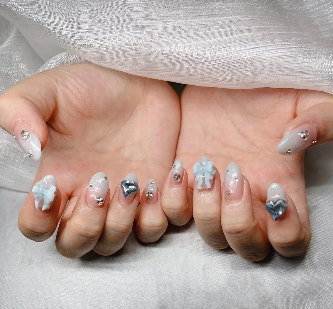 ネイル ハンドネイル Lee Nailsのネイルデザイン