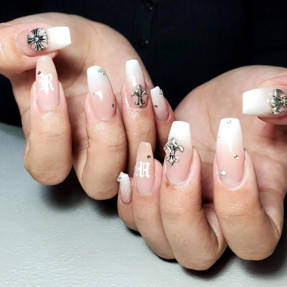 ネイル ハンドネイル nailroom‪ sb‪‪𓈒𓂂𓏸のネイルデザイン