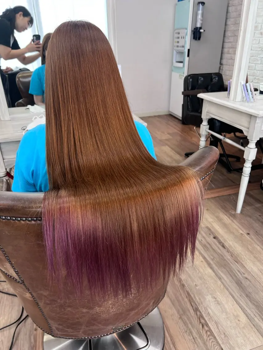 ロング ヘアカラー ⚡️ エマ🥑のヘアスタイル