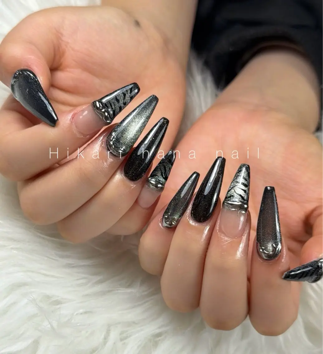 ネイル チークネイル フレンチネイル グラデーション キラキラネイル 韓国ネイル ハンドネイル HIKARIHANA NAILのネイルデザイン