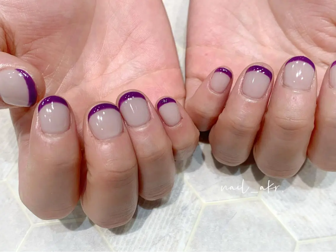 ネイル フレンチネイル パープル nailAVANCE akariのネイルデザイン