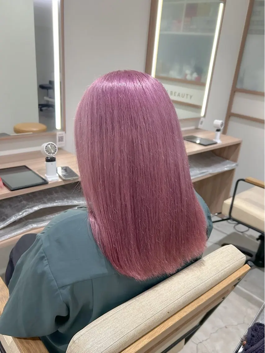 ロング カラー ヘアカラー トリートメント 🎀透明感カラー🎀 mikaのヘアスタイル
