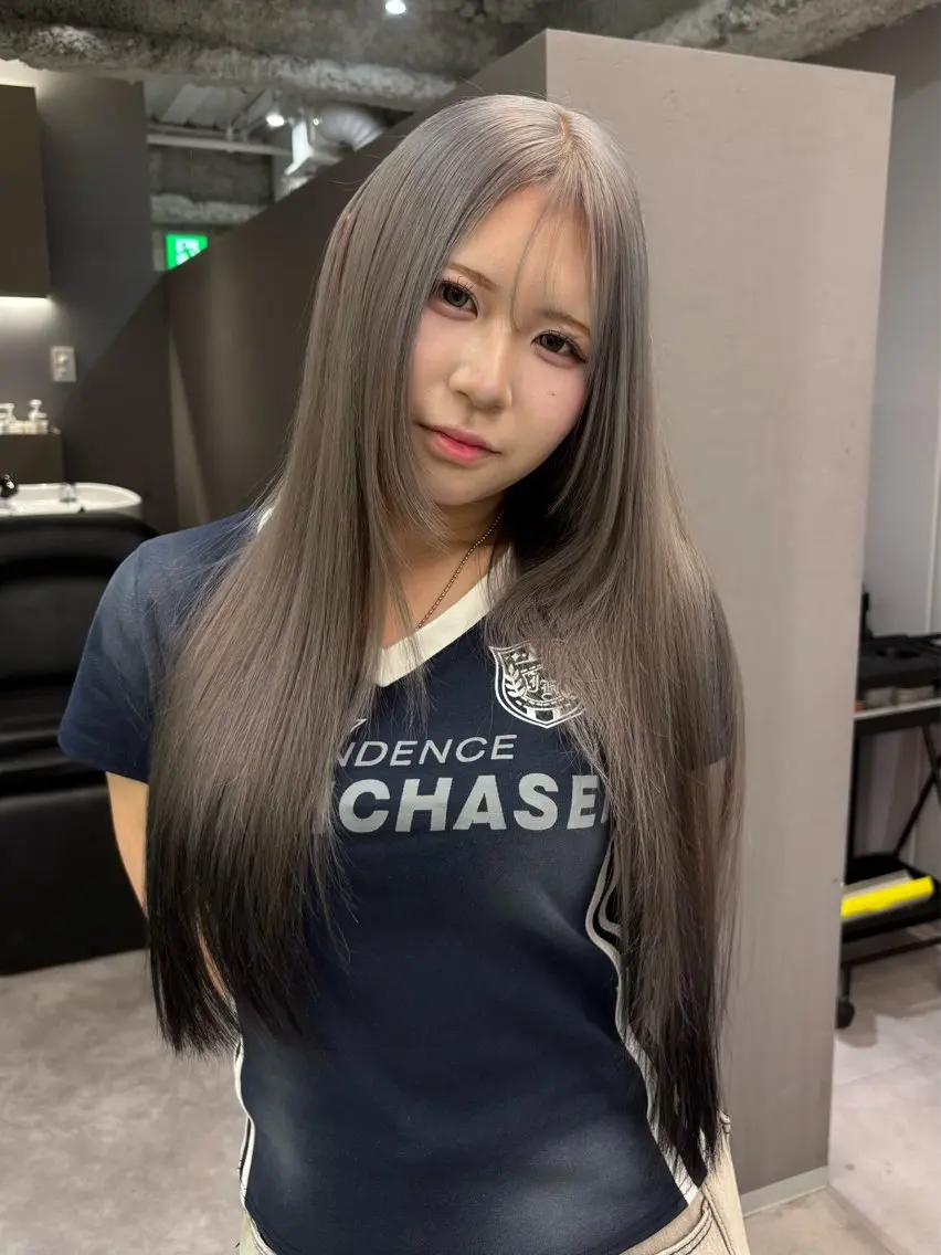 ロング カラー デザインカラー インナーカラー ヘアカラー 名古屋／デザイン／ ブリーチ/松井亮磨のヘアスタイル