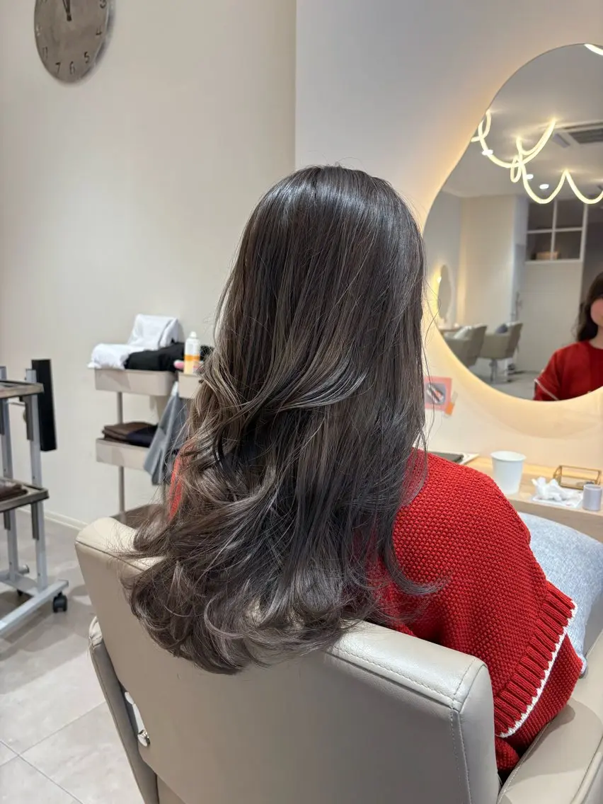 ロング カラー ベージュカラー ブリーチ 透明感カラー グレージュ カット ヘアカラー レイヤー/透明感/髪 質改善/メンズ/佐藤のヘアスタイル