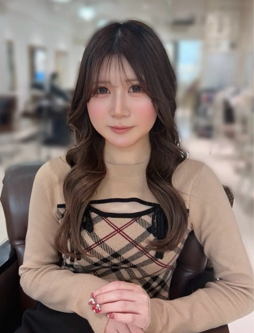 ロング 似合わせカット カット ヘアカラー トリートメント 巻ける🫧縮毛矯正 💞はな🎀のヘアスタイル
