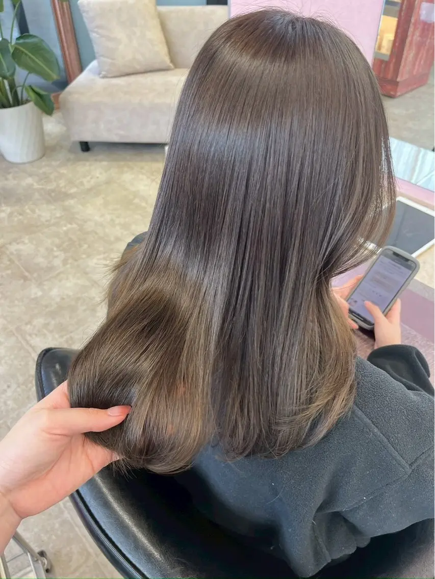 ミディアム ヘアカラー トリートメント MATTY yoshika 🐻のヘアスタイル