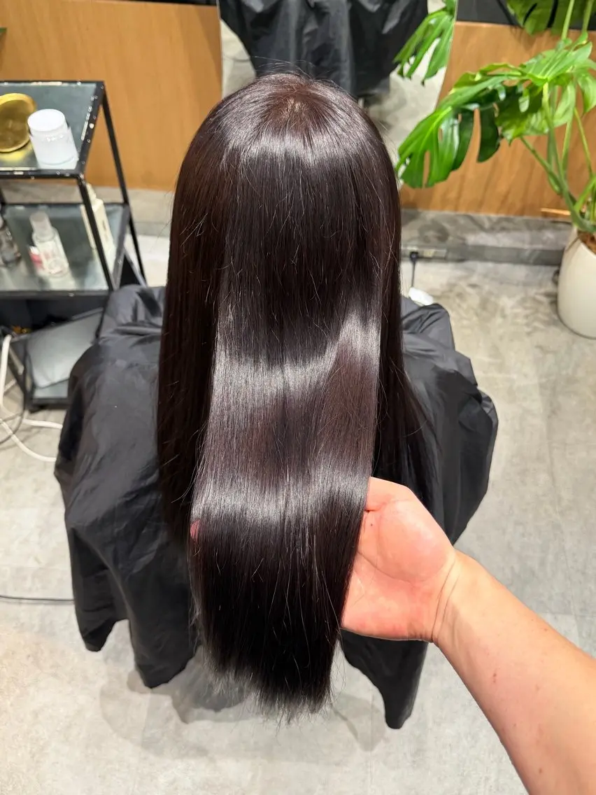 ロング ヘアカラー いたがき ひであきのヘアスタイル