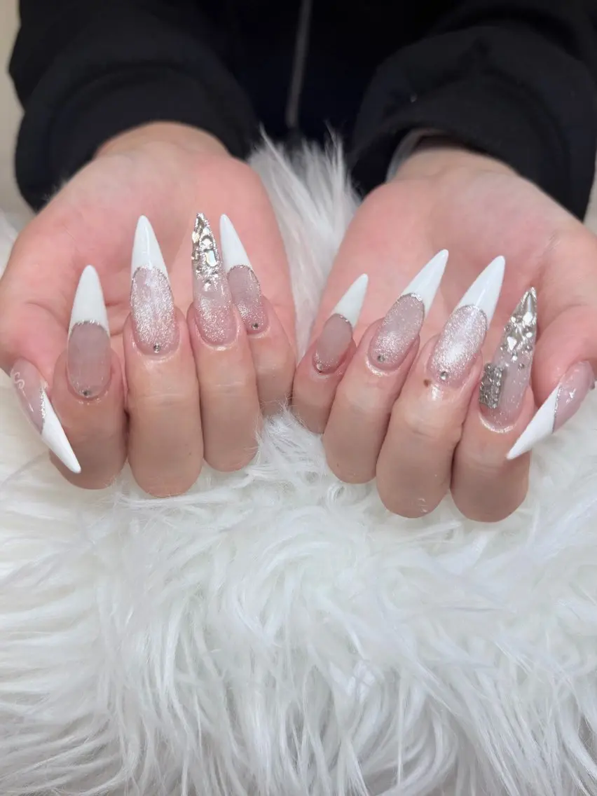 ネイル ハンドネイル ハンドケア Anh Nail 歌舞伎町のネイルデザイン