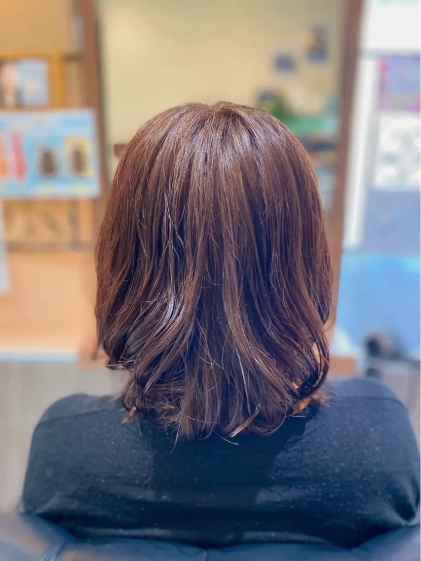 ミディアム パーマ カット パーマ トリートメント Aphrodite 横手 亜紀のヘアスタイル