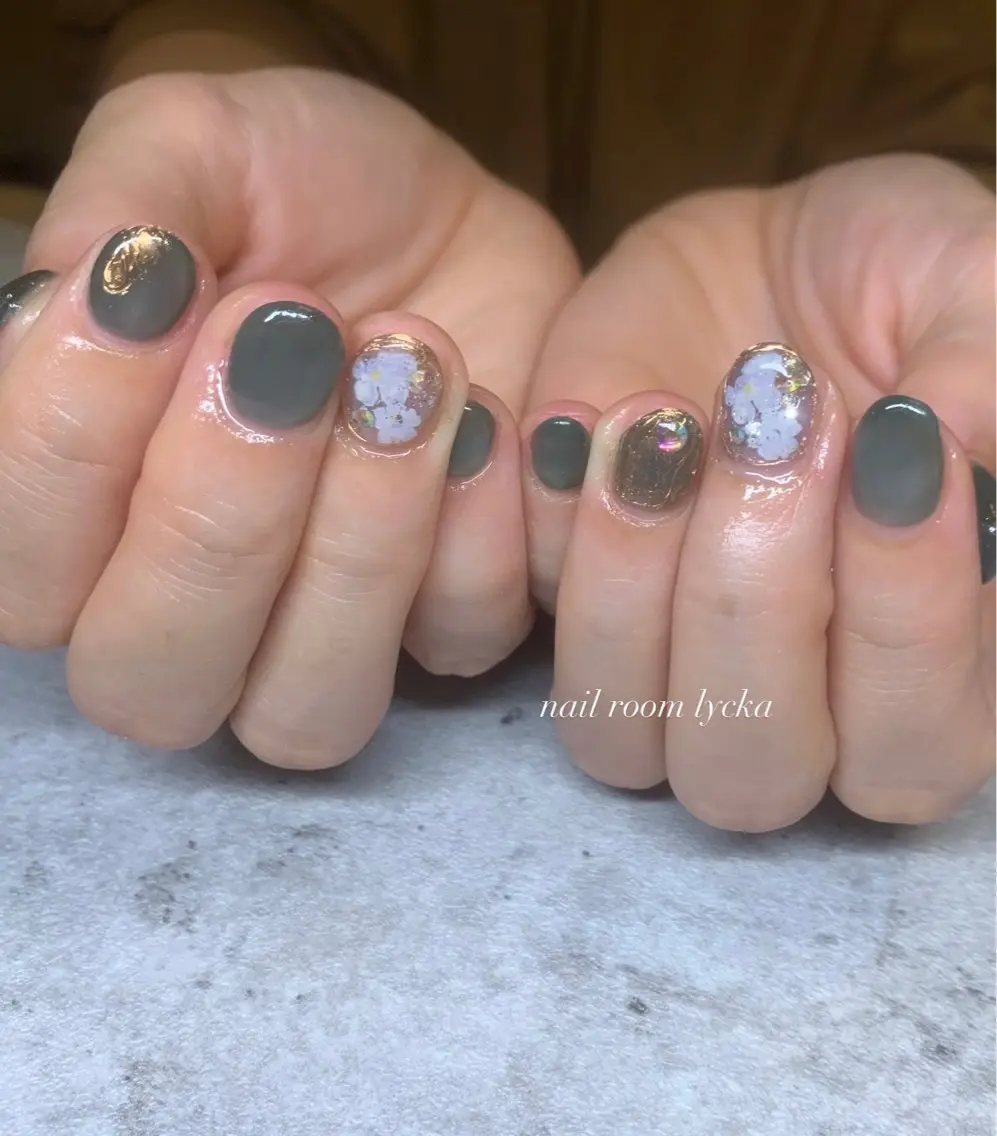 ネイル ネイルルームリッカ 𝐦𝐚𝐲𝐮のネイルデザイン