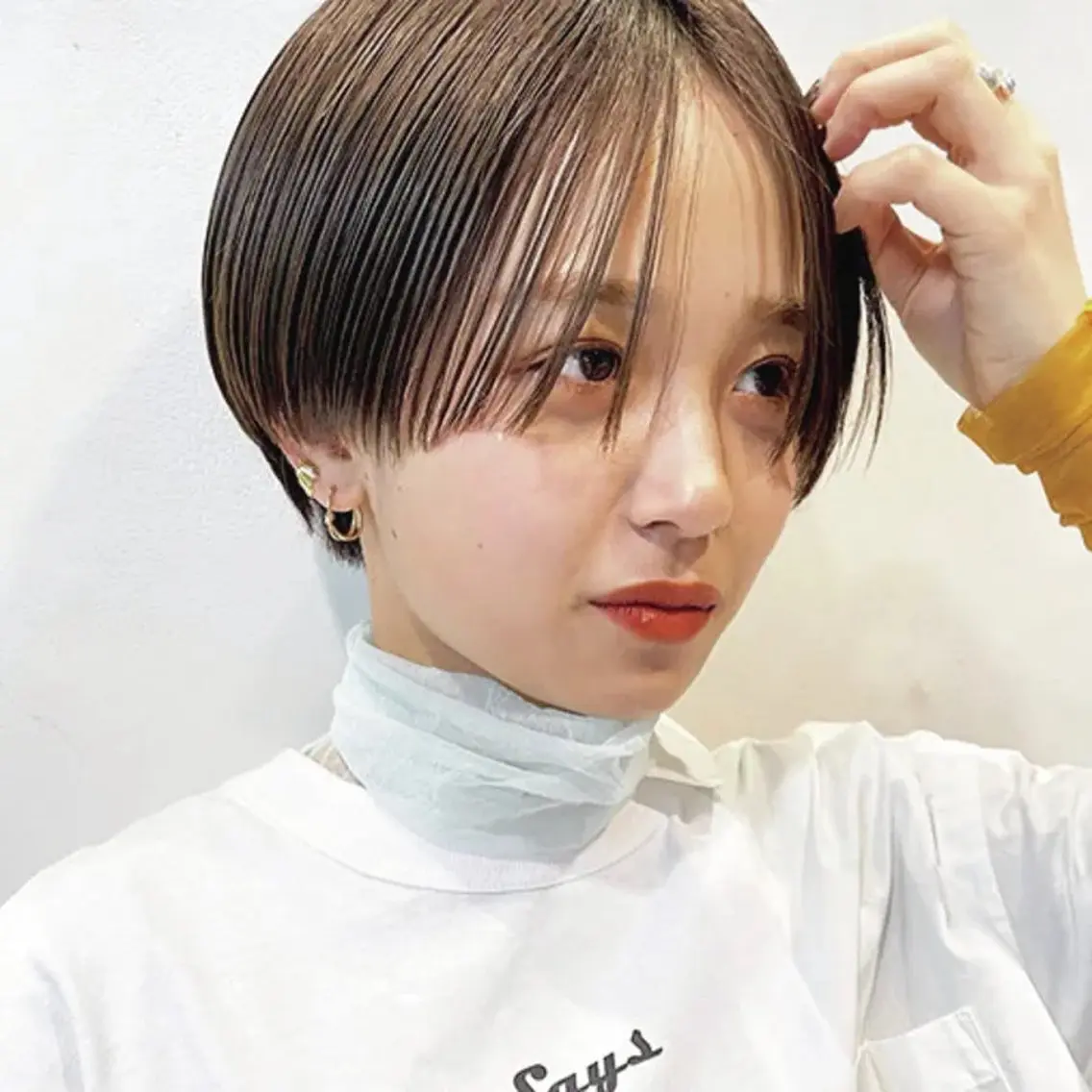 ショート 佐藤 和佳菜のヘアスタイル
