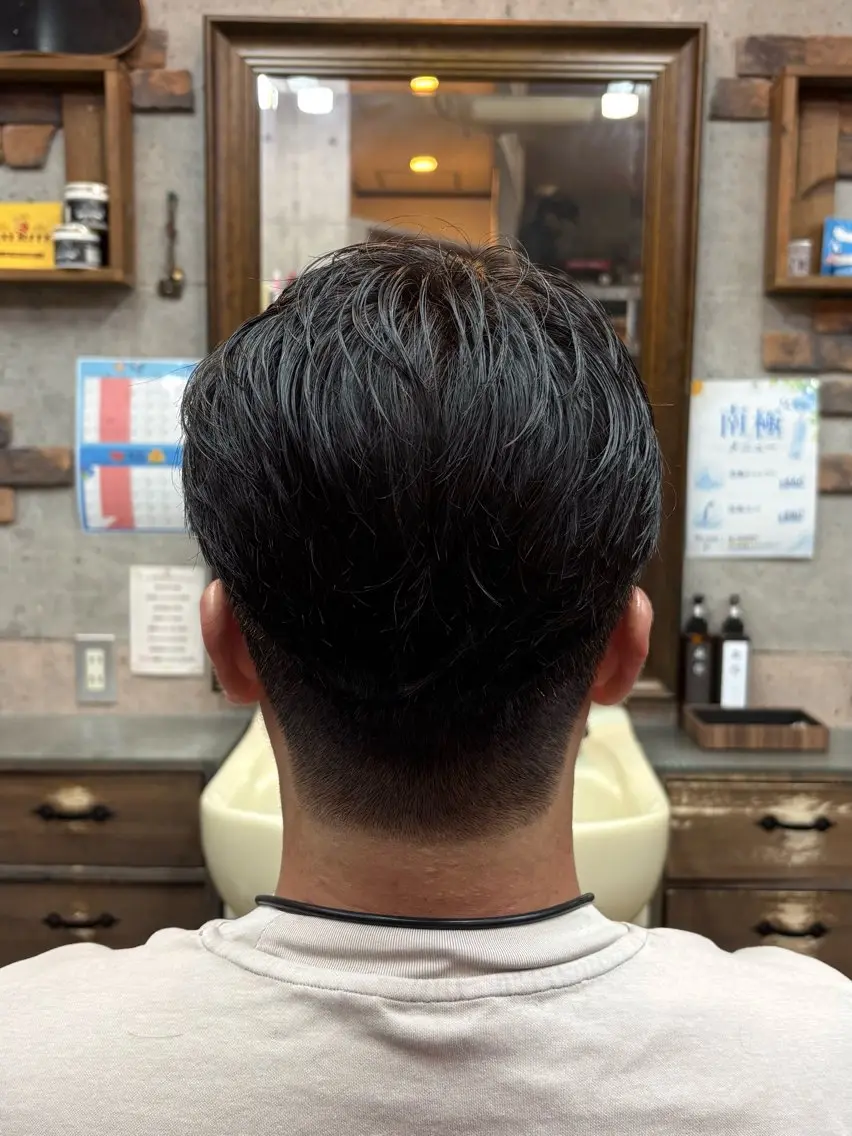 ショート 渡邊 挙児のヘアスタイル