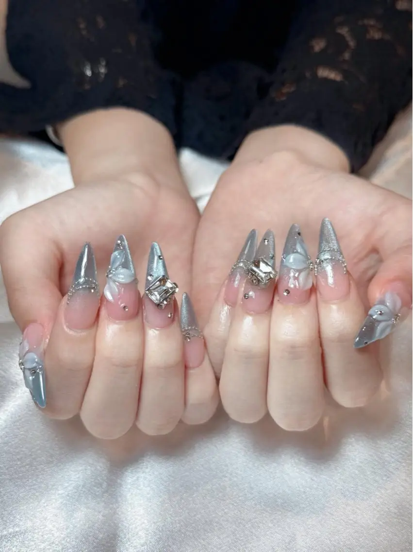 ネイル チークネイル 長さ出し フラッシュネイル ジェルネイル 韓国ネイル ハンドネイル Queen Nail Salonのネイルデザイン