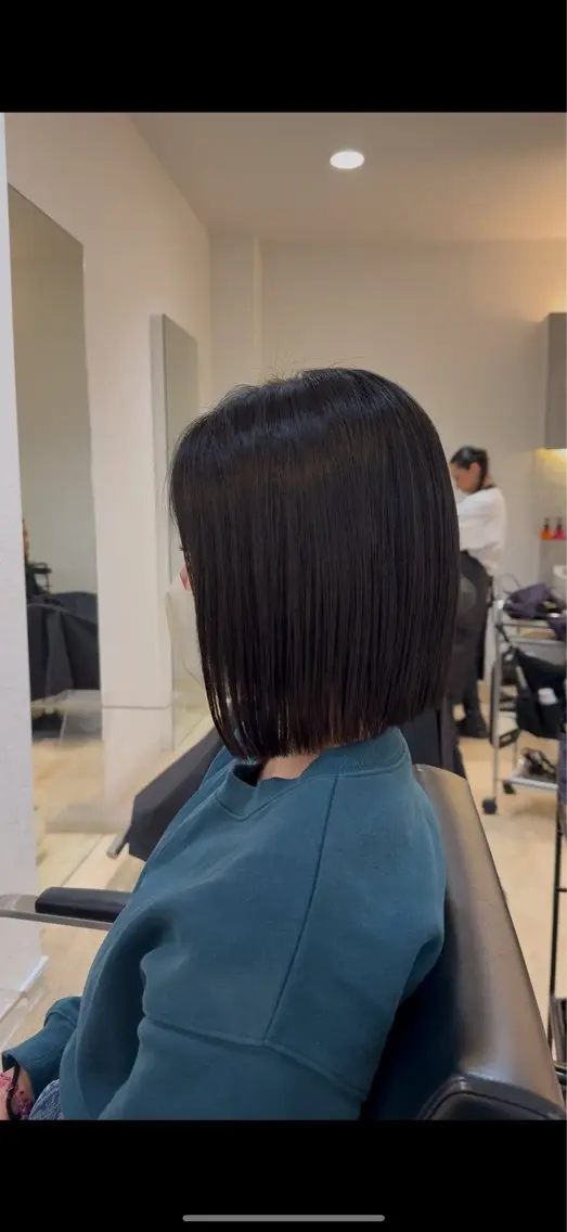 ショート 切りっぱなしボブ ボブ Tidehair茨木 Riruのヘアスタイル