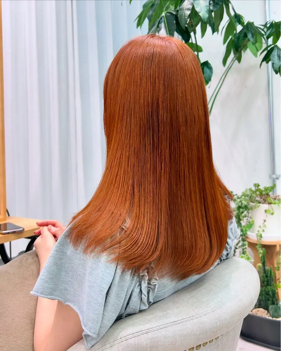 セミロング オレンジブラウン 大浦 由希加のヘアスタイル