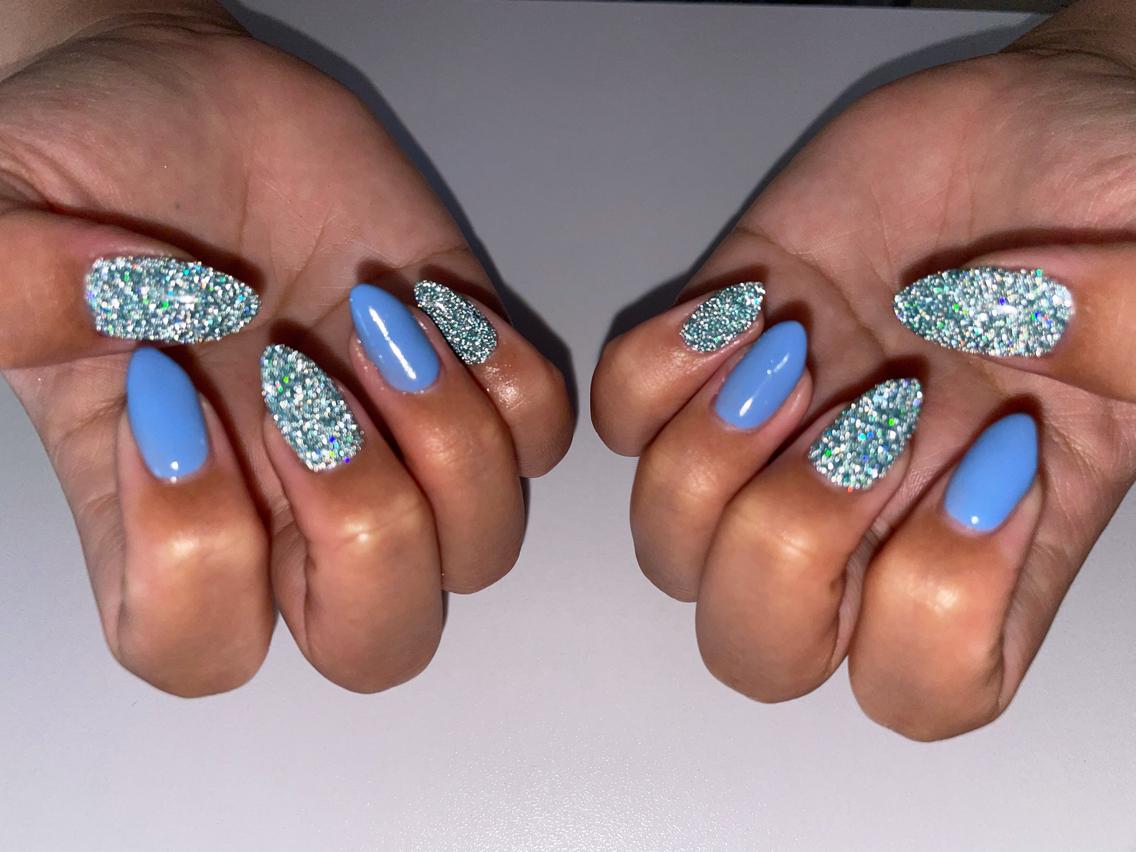 ネイル フラッシュネイル ハンドネイル kukuna nail🌻のネイルデザイン