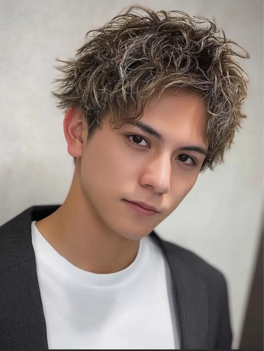 【ミニモ限定⚡️メンズ特化】メンズカット＋メンズパーマ＋メンズハイライトの写真