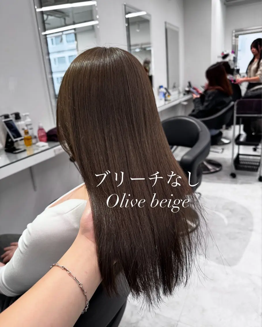 カラー 透け上品ハイトーン 職人ゆうと🤍のヘアスタイル