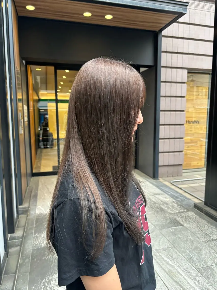 ロング 荒木 美咲のヘアスタイル