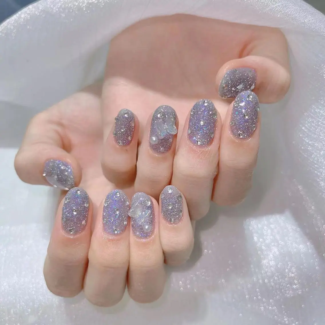 ネイル ハンドネイル Queens ciciのネイルデザイン
