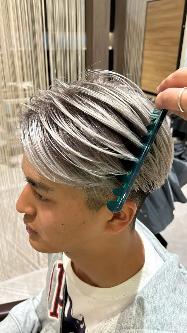 カラー 永谷 嵐士のヘアスタイル