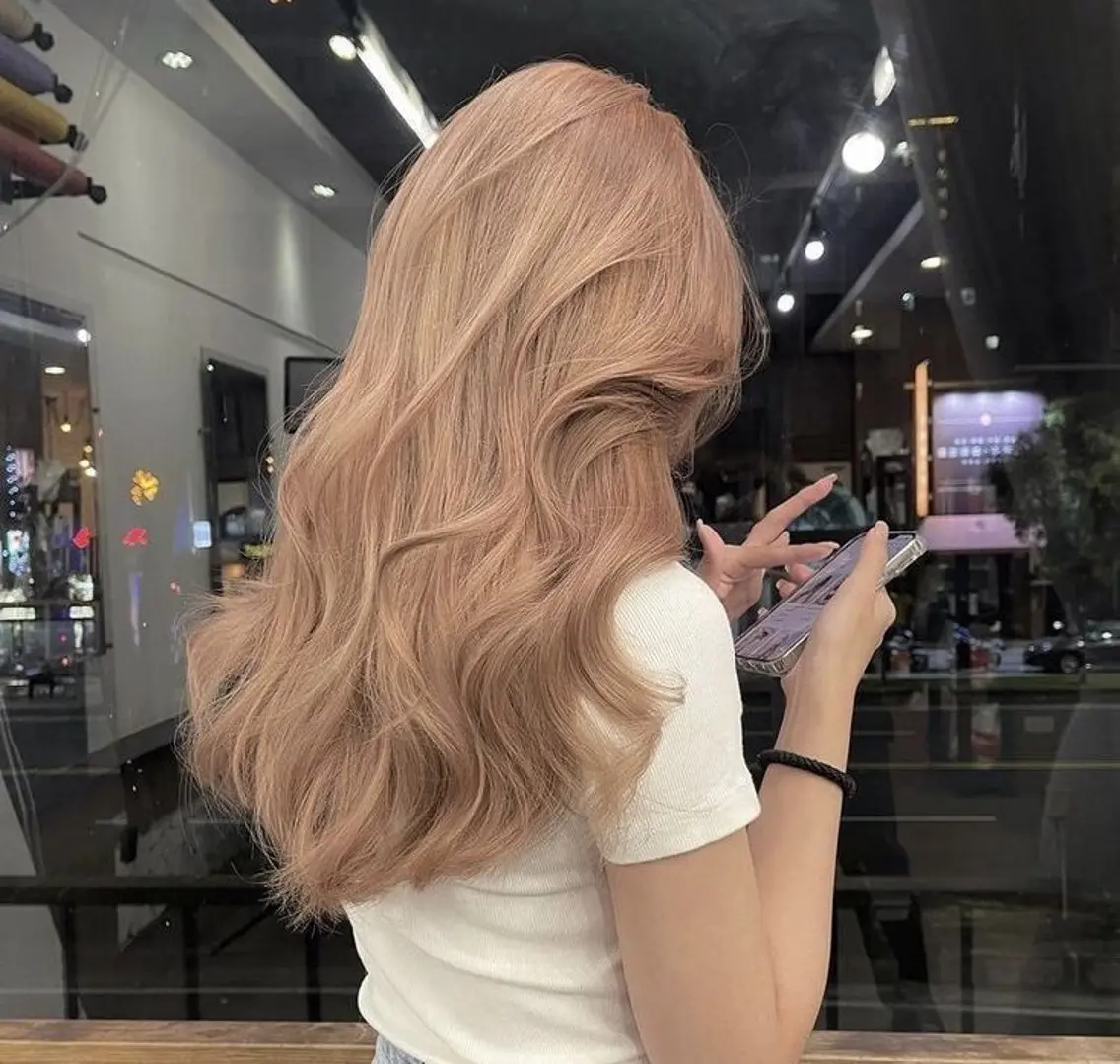 ロング カット ヘアカラー トリートメント 🦋高屋敷陸🦋 レイヤー/ハイトーンのヘアスタイル