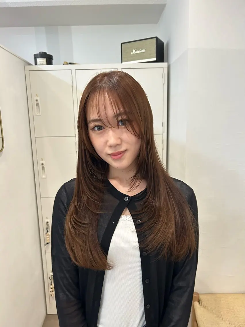 ロング レイヤーカット カット ヘアカラー イザワサヤ/梅田 髪質改善ストレートのヘアスタイル