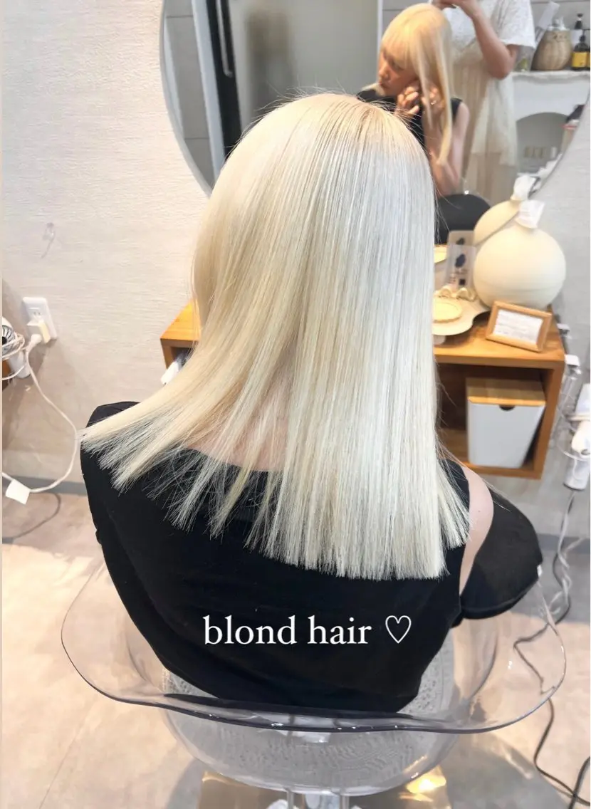 ミディアム カラー 対馬 粘音のヘアスタイル