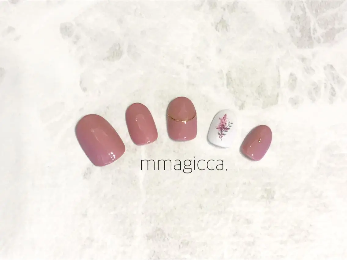 ネイル ジェルネイル mmagicca. 【 まじか. 】のネイルデザイン