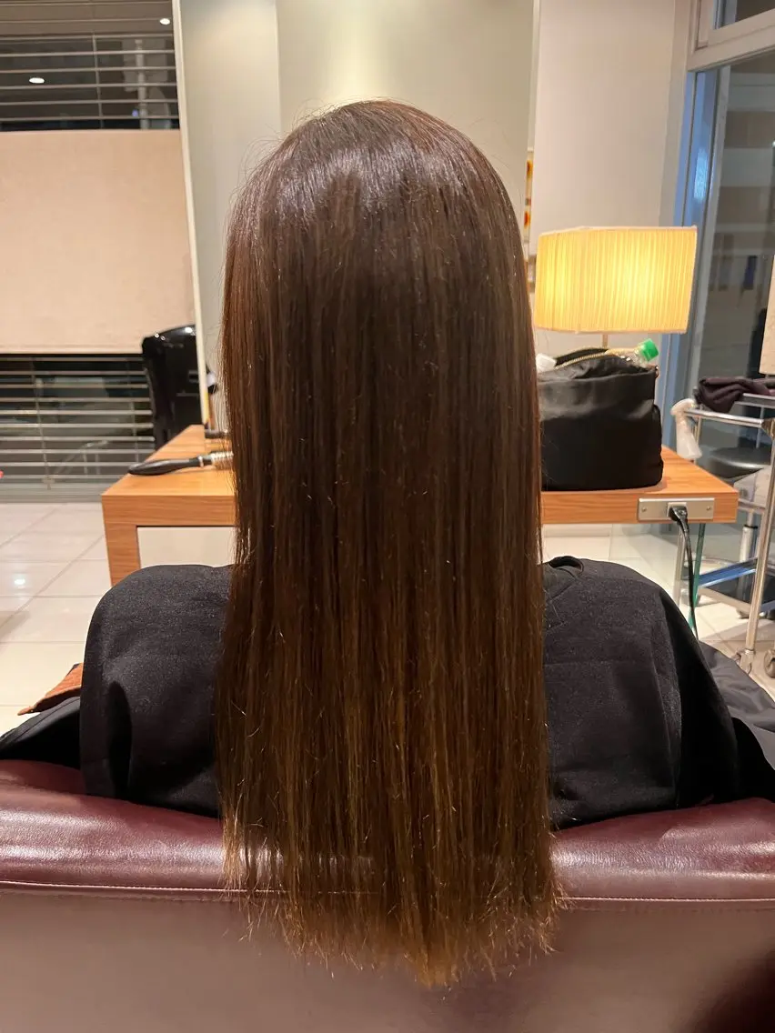 パーマ アサイ サラのヘアスタイル