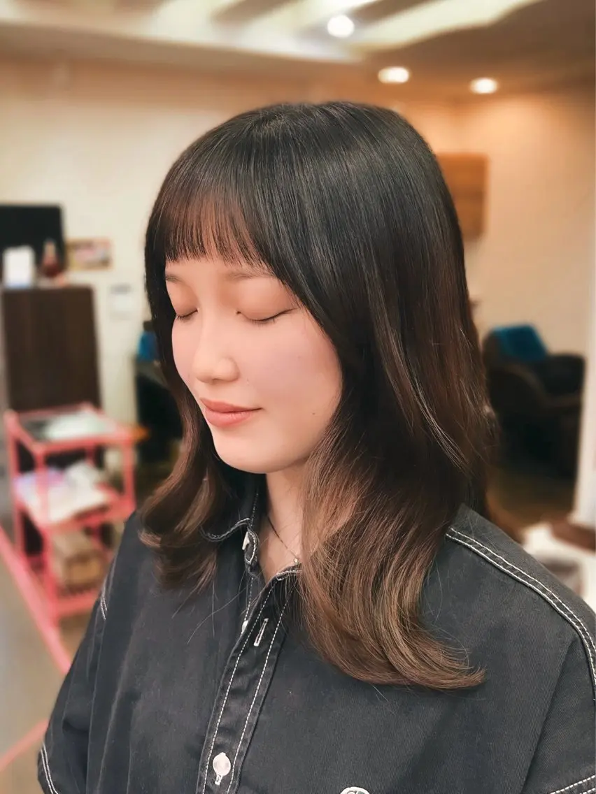 ミディアム ✅似合わせ レイヤーカット梅澤徹のヘアスタイル